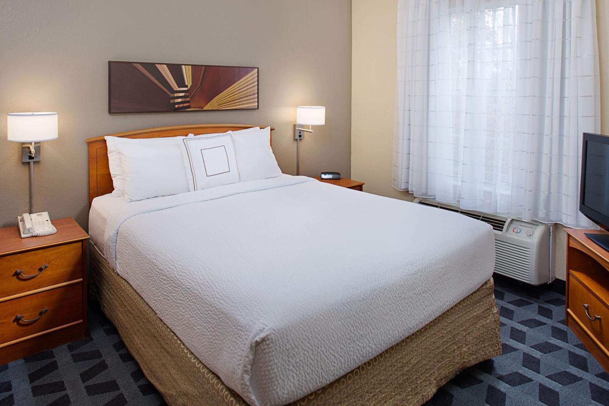 Towneplace Suites Philadelphia Horsham Exterior photo